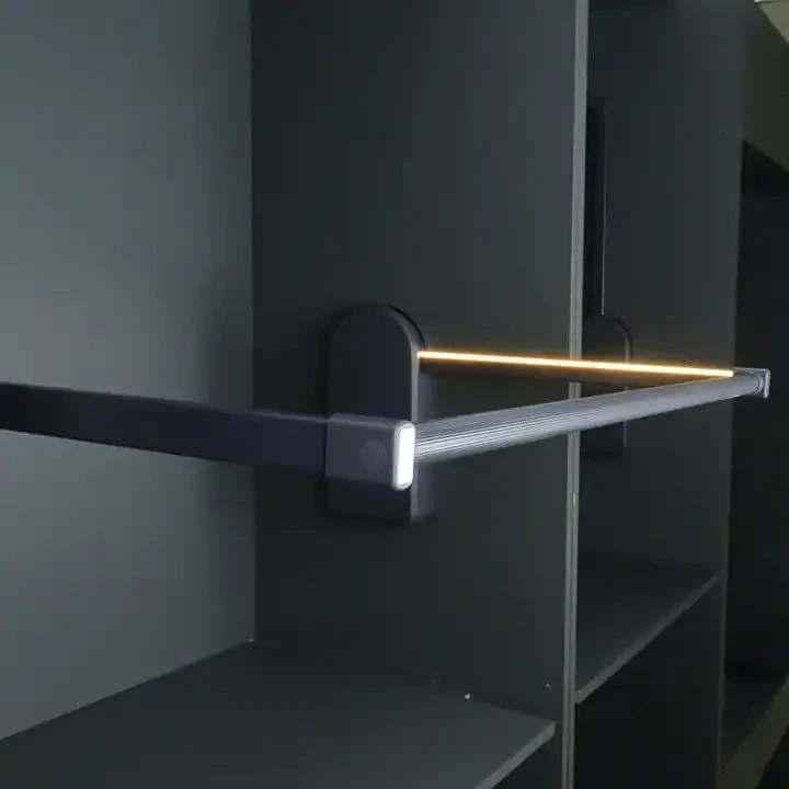 Aluminum Alloy Wardrobe Storage Rod For Clothing Store
